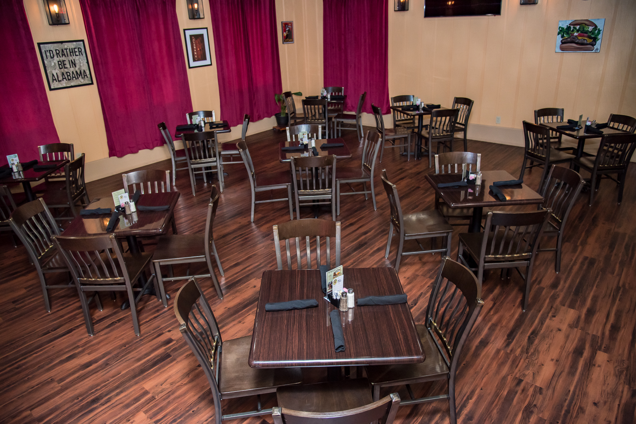 Luna’s Eat & Drink Alabama Coastal Catering